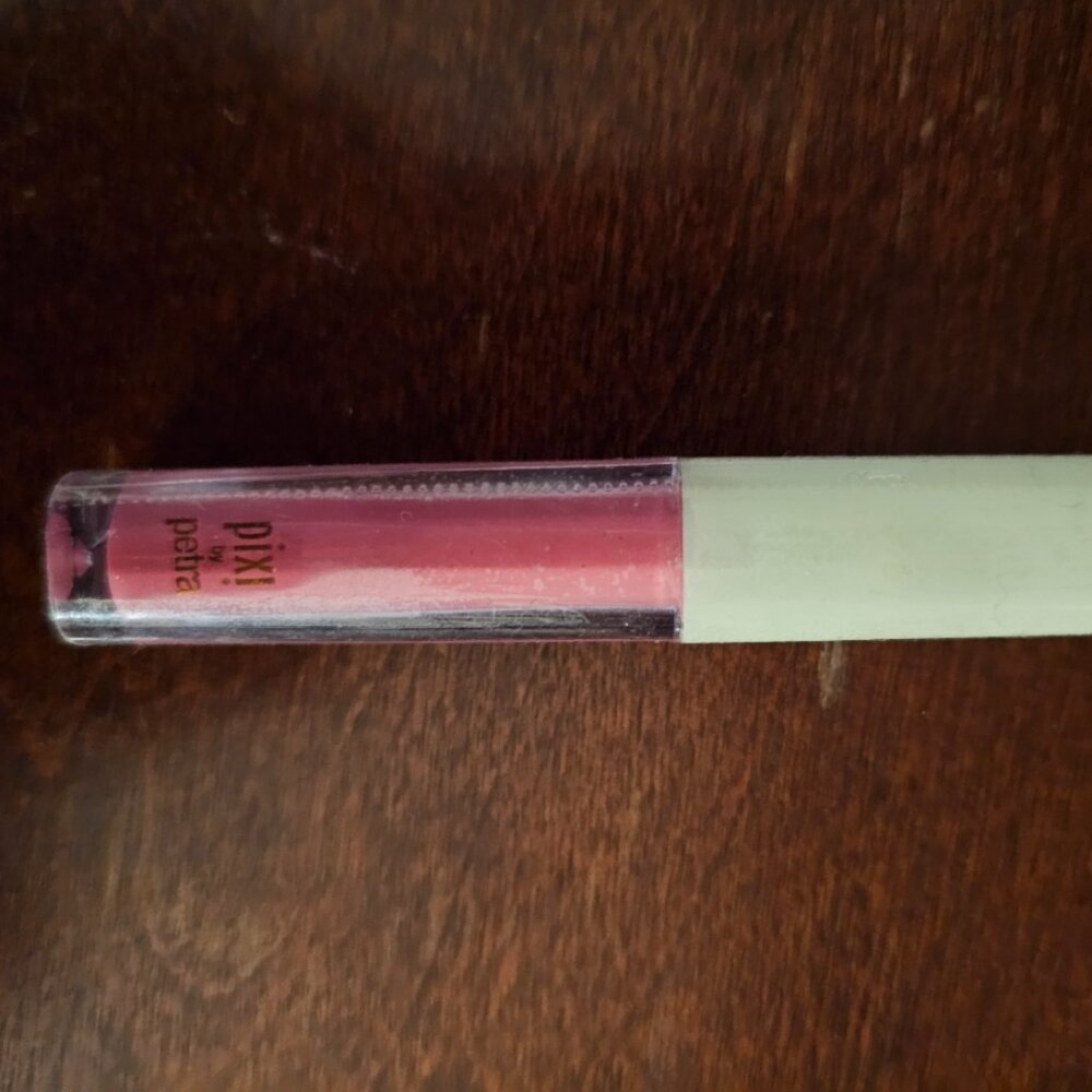 NEW Pixi by Petra LipLift Max Glossy Lip Maximizer